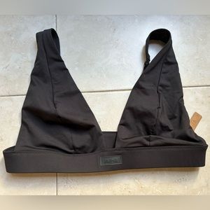 SALE🚨NWT🖤Skims Plunge Bikini Top Black XXL